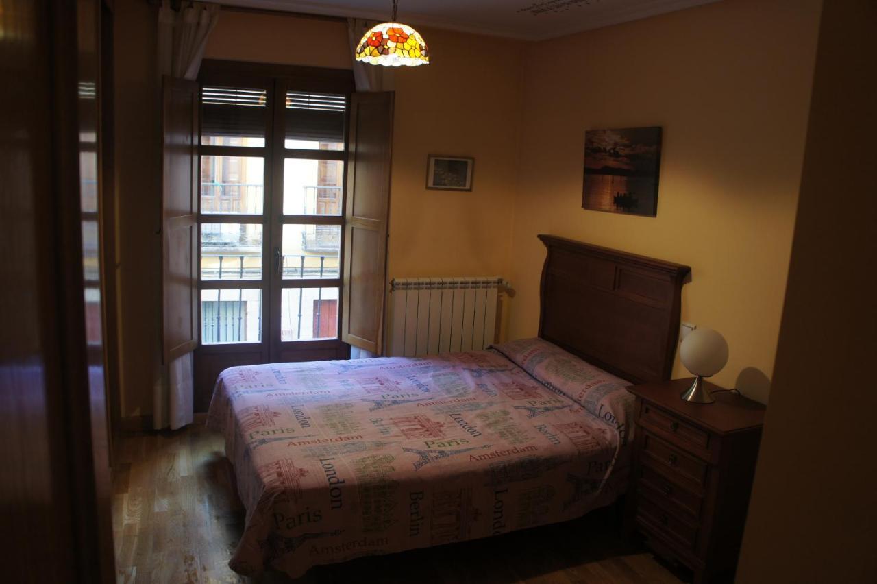 Monumental Apartments Саламанка Екстериор снимка