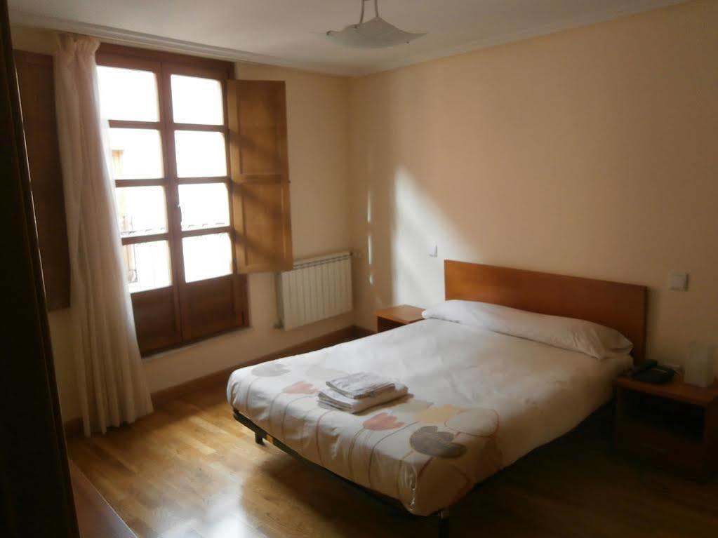 Monumental Apartments Саламанка Екстериор снимка